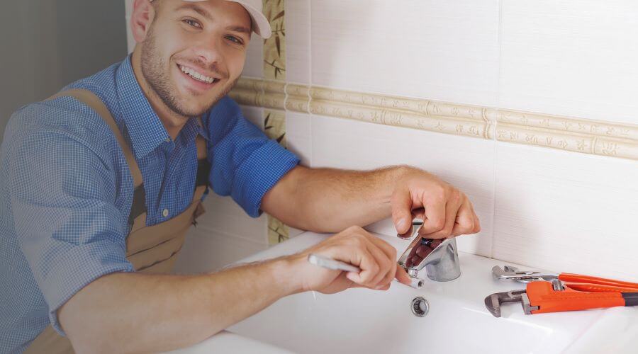 Local expert plumbing services in Kewanee, MO